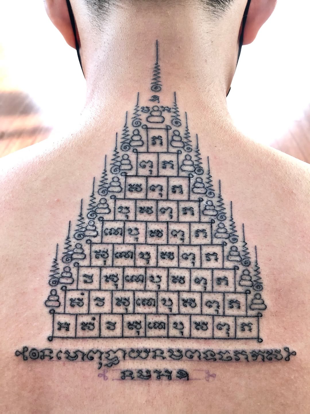 Kao Yod Yai, the Large Nine Spires (เก้ายอดใหญ่)