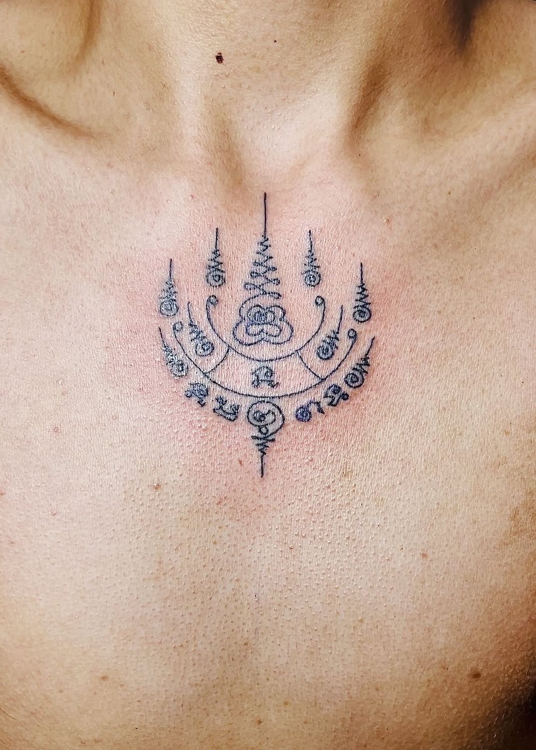 The Great Authority Yant (Yant Maha Amnaj, ยันต์มหาอำนาจ)